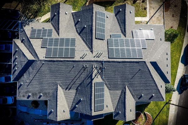 Solardachanlage auf einem Wohnhaus